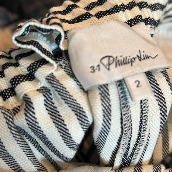 3.1 Phillip Lim Ivory &amp; Black Striped Linen Blend Shorts Size 2