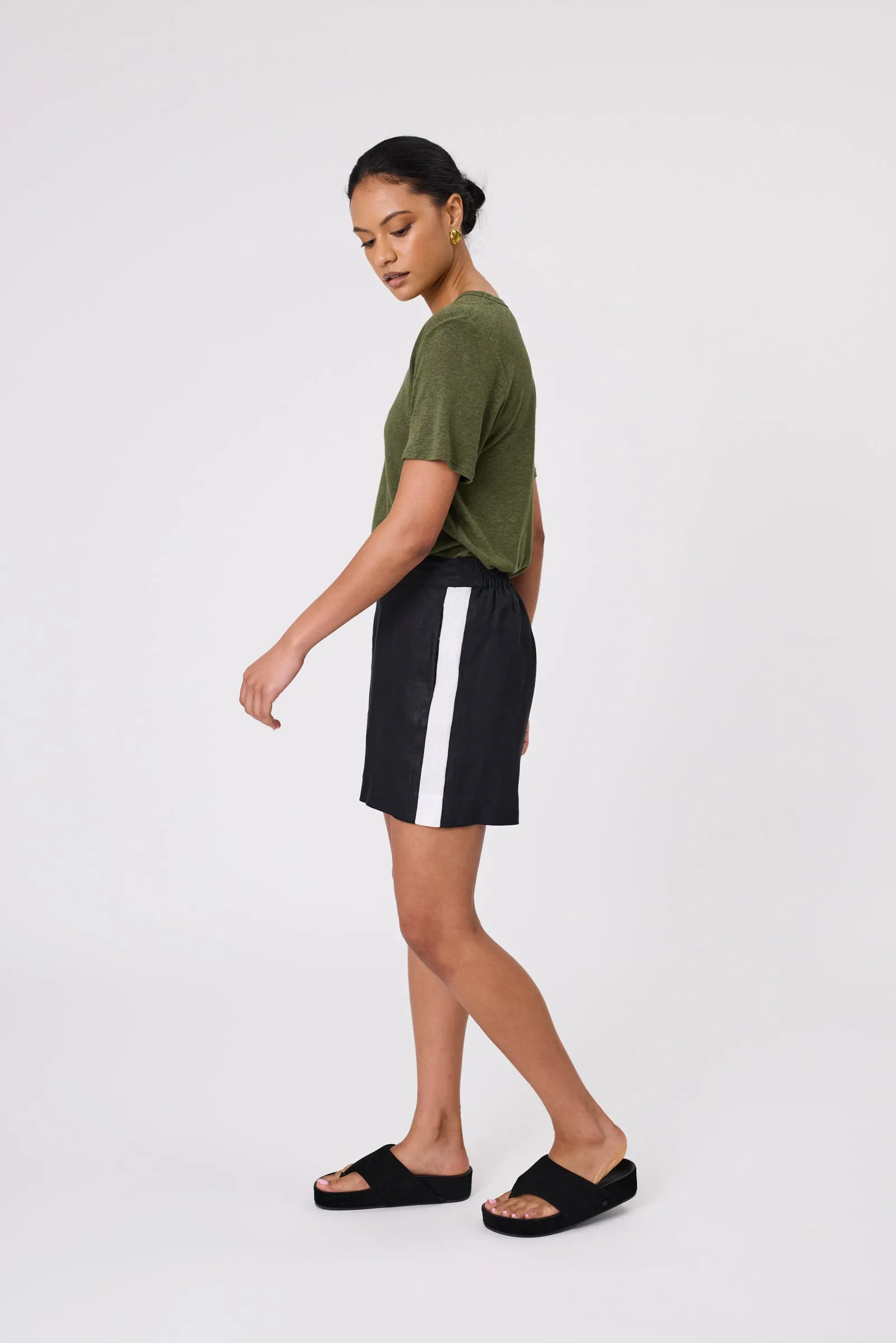 Barcelona Linen Short - Black/Ivory