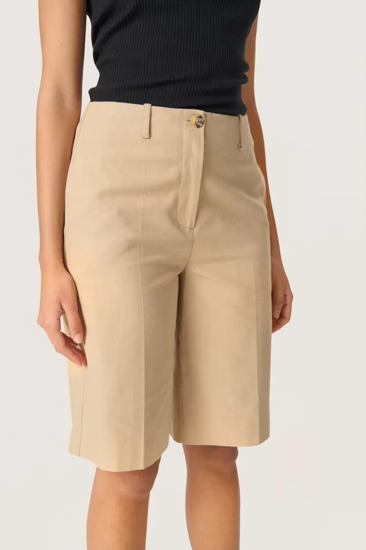 Carry Shorts