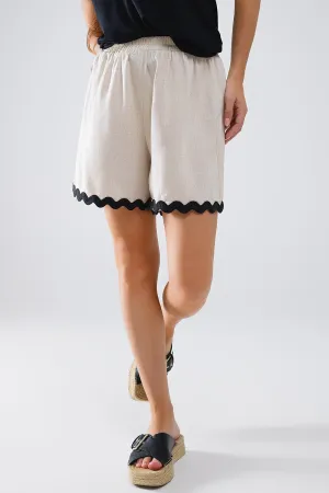 Contrast Scallop Trim Linen Shorts in Beige