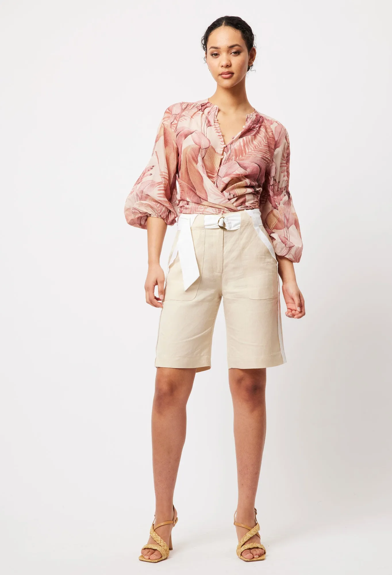 Elysian Linen / Viscose Shorts in Linen