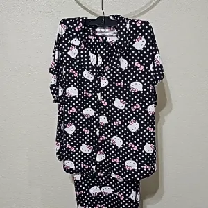 Hello Kitty Viral Polka Dot 2 Piece Pajama Set Super Soft Medium/Large or XLarge