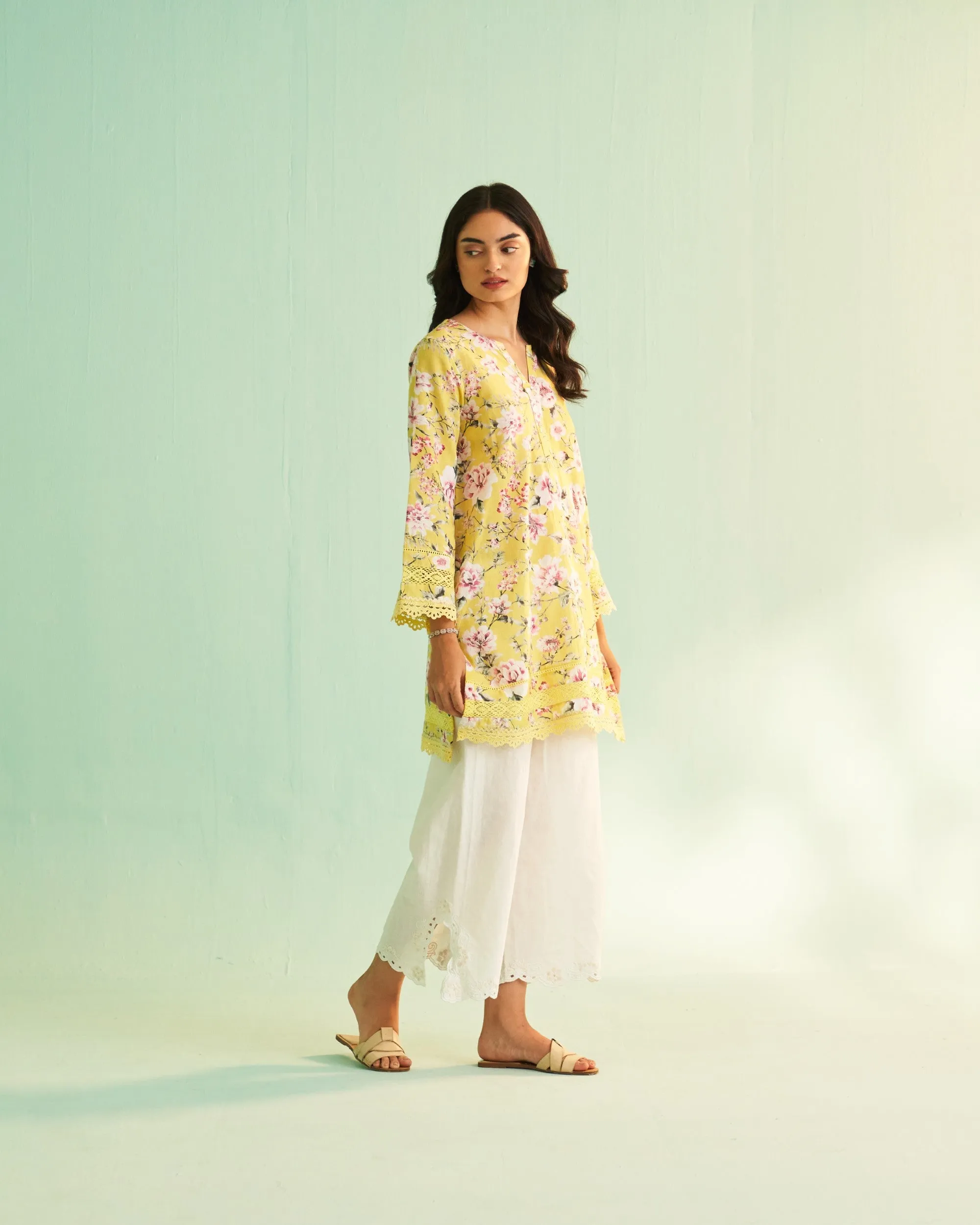 Meher Mystique Yellow Kurta Set