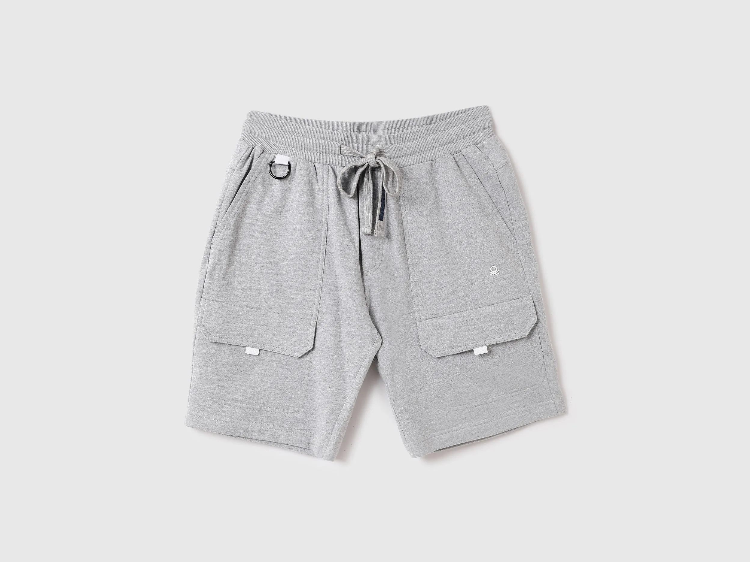Men Solid Regular Fit Shorts