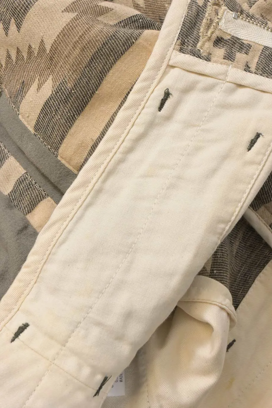 [MW193]  EOTOTO | Shorts