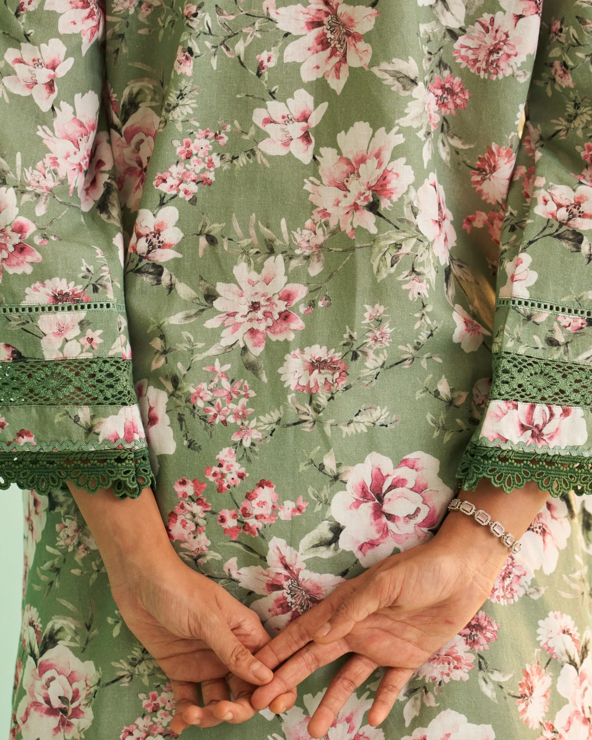 Noor Esssence SAP Green Kurta Set