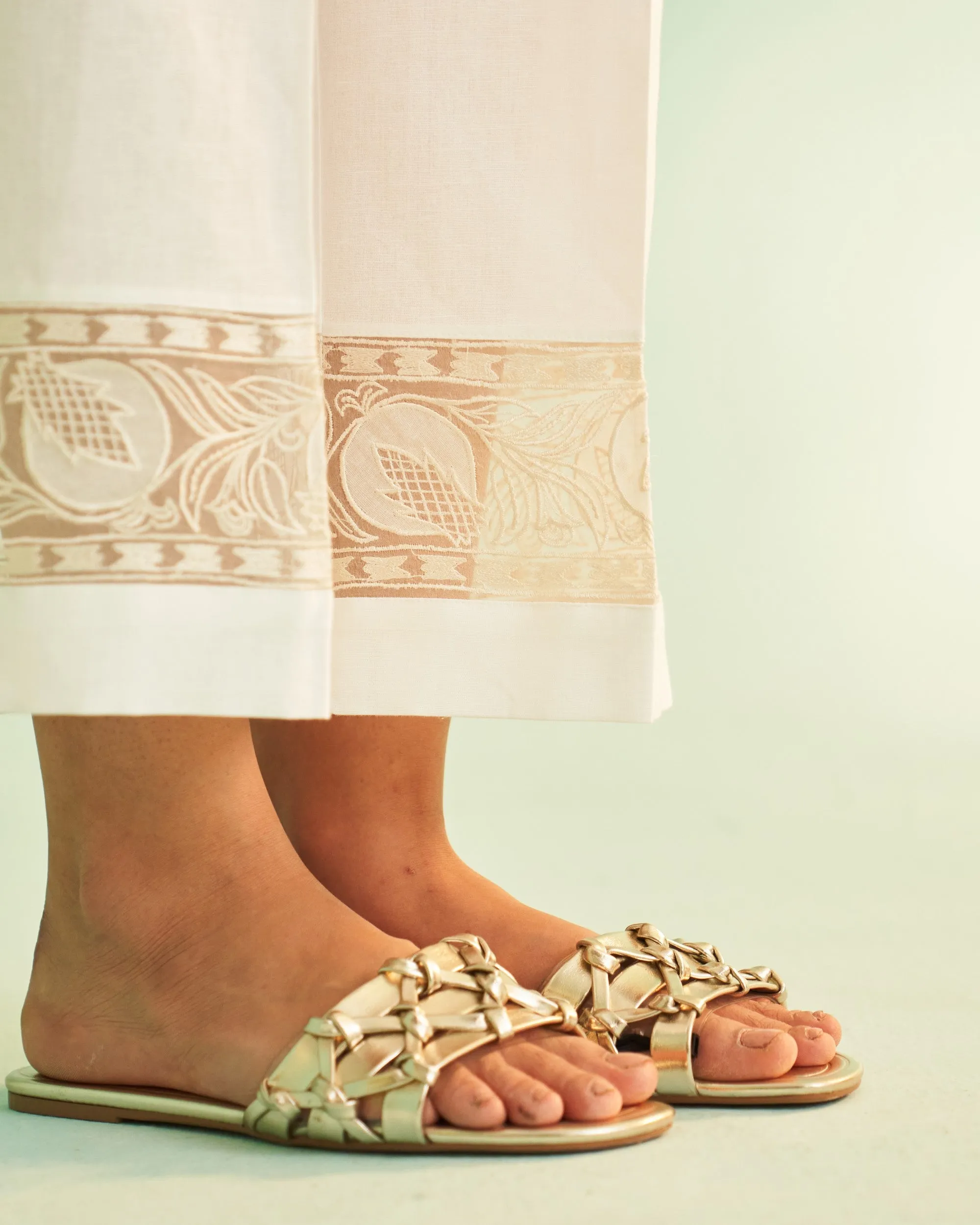 Noor Esssence SAP Green Kurta Set