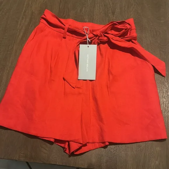 NWT Antonio Melani Amee Linen Blend Belted High Rise Shorts color popsicle