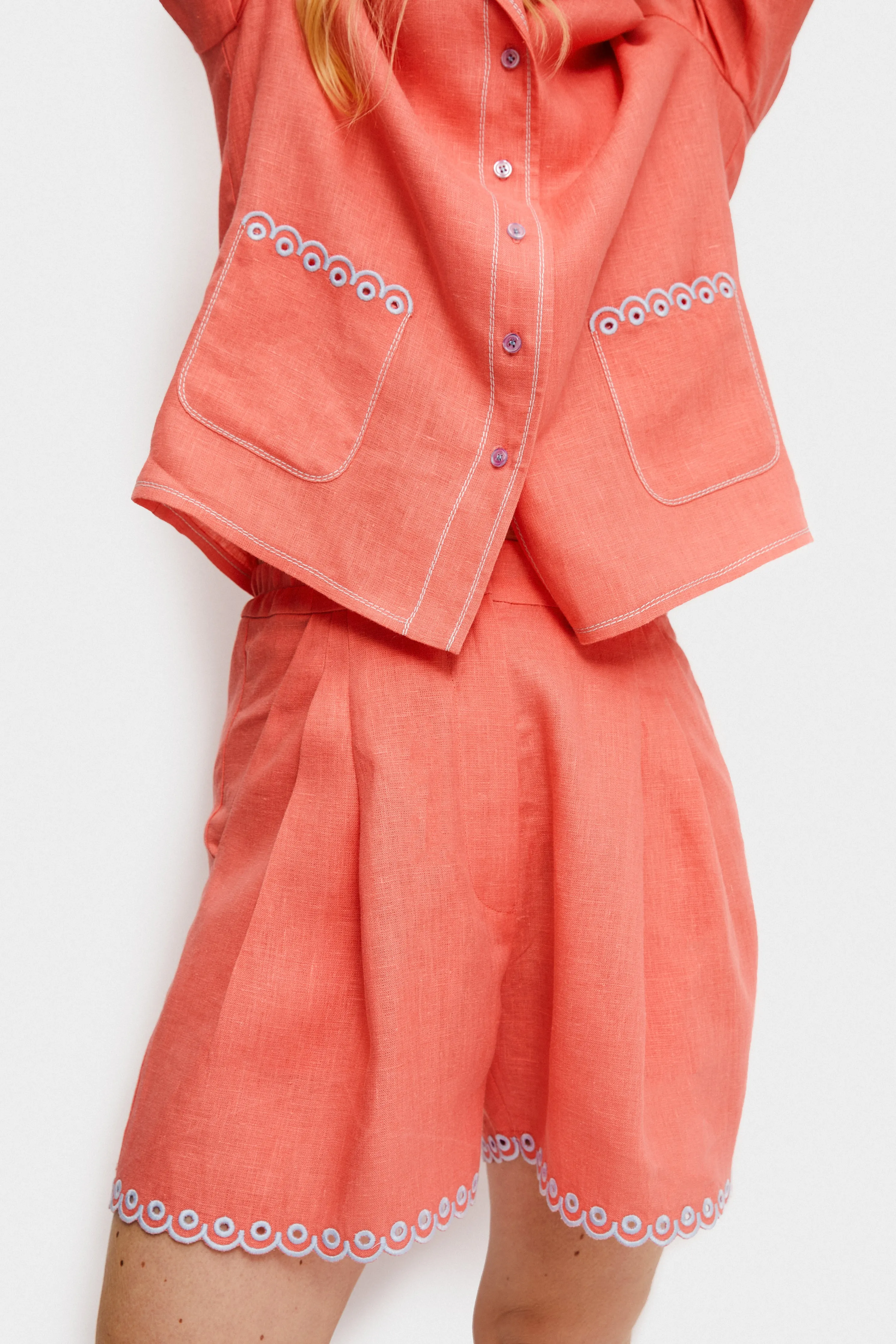 Petra Embroidered Linen Shorts - Strawberry