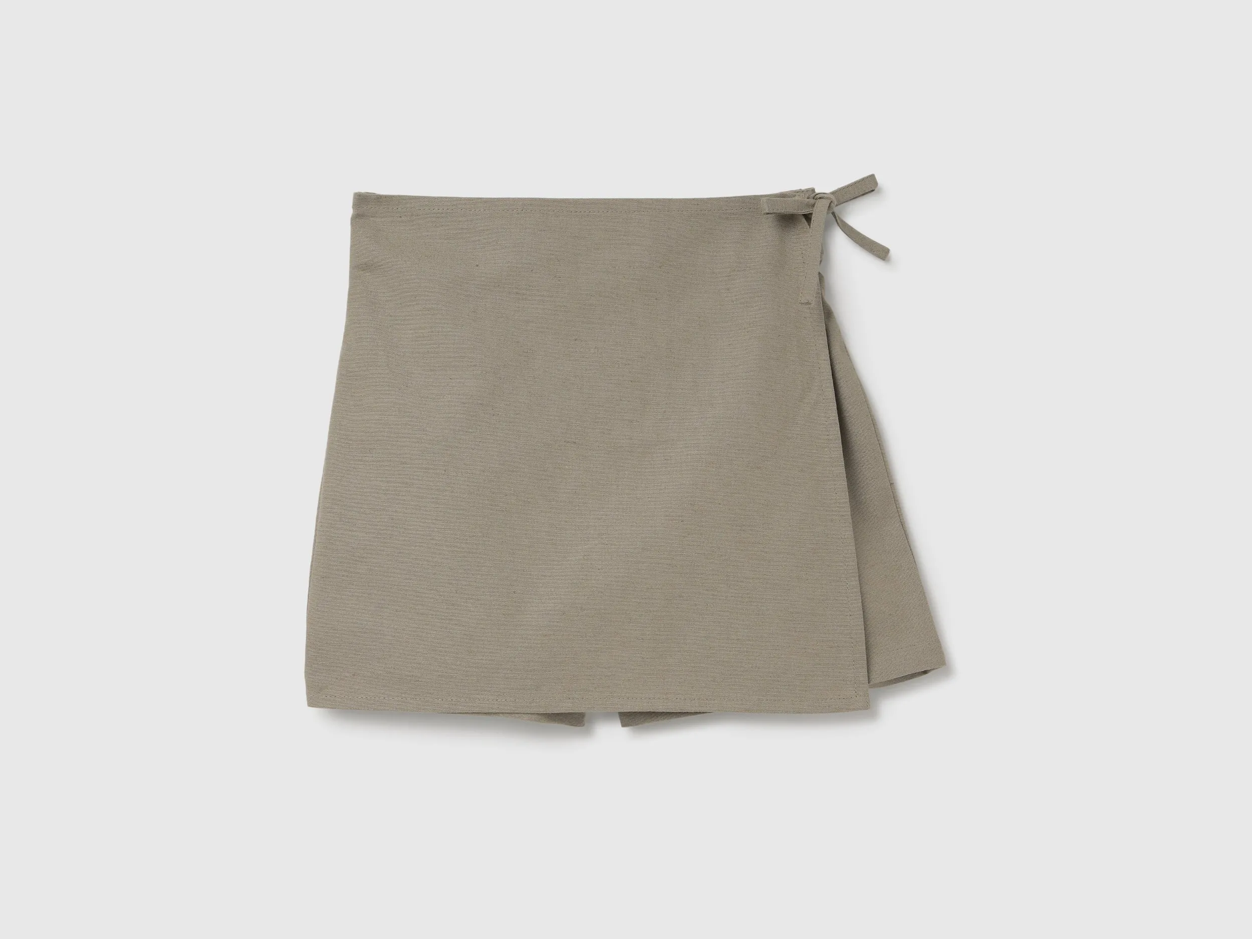 Solid Regular Fit Shorts