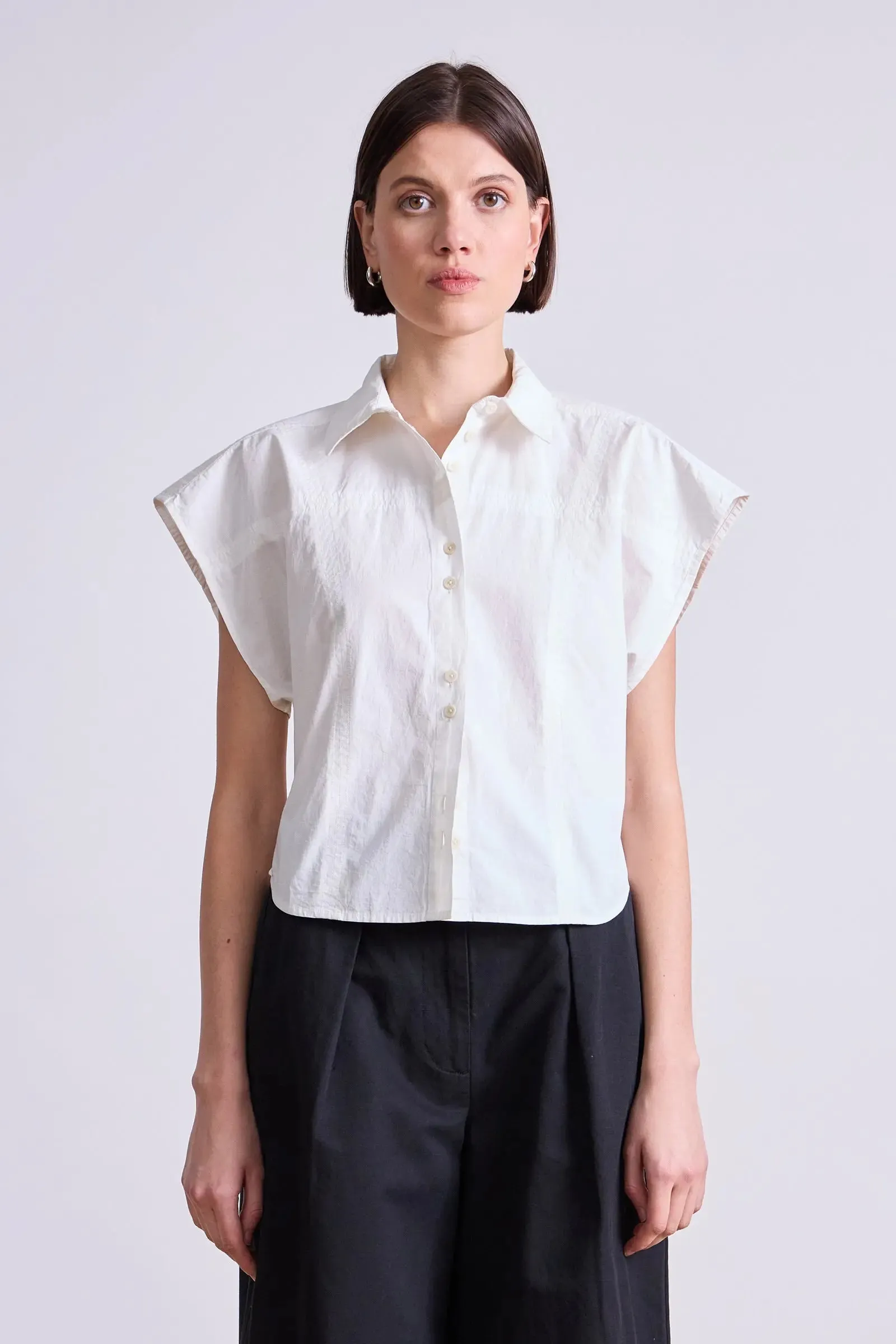 TONI SLEEVELESS TOP